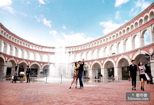 佛罗伦萨小镇-上海名品奥特莱斯华美绽放_第